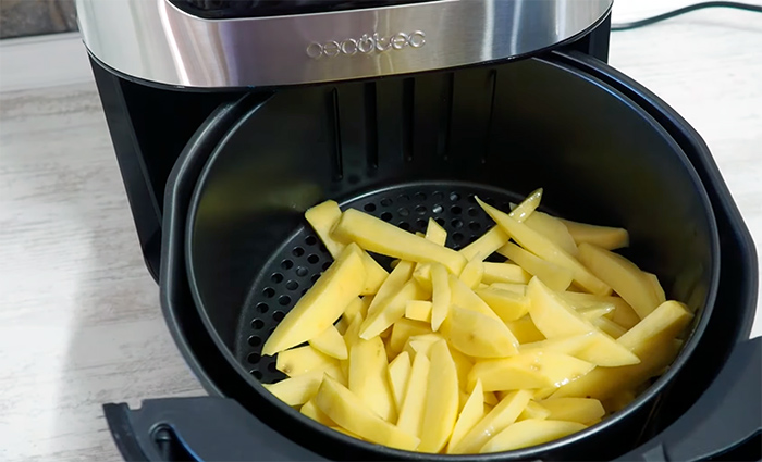 Cómo preparar patatas fritas en una freidora de aire Cecotec