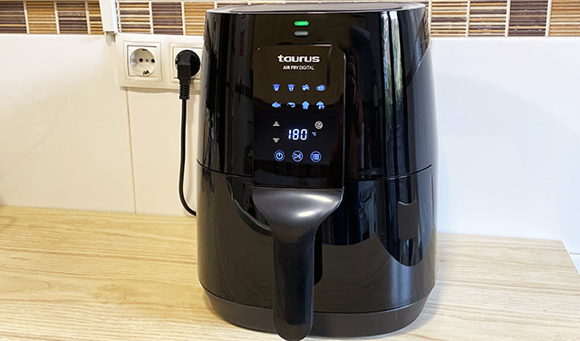 Freidora de aire Taurus Air Fry Digital sin aceite